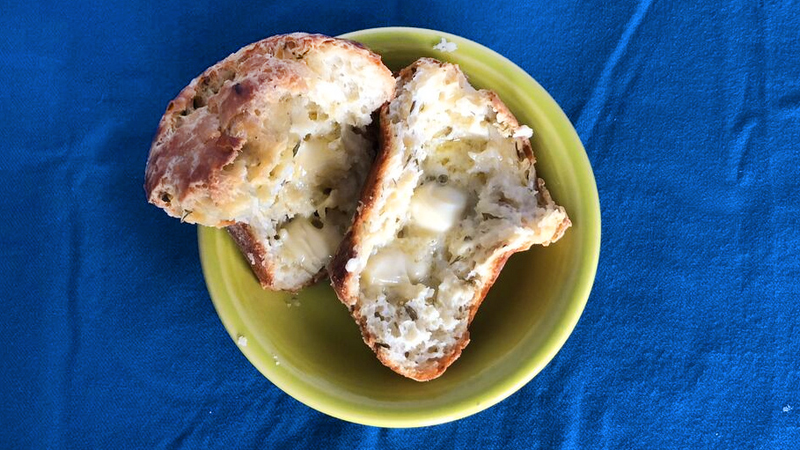 Illustration for article titled Ranch popovers are steakhouse fancy and country scrumptious
